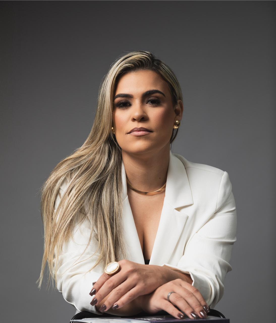 Dra. Amanda Cristina, advogada especialista em Direito de Família